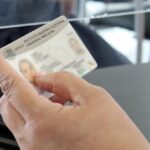 El INE fortalece la transparencia en el proceso de licitación internacional para la producción de la Credencial para Votar 2026 