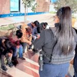 Policía Municipal auxilia a cinco migrantes de distintas nacionalidades