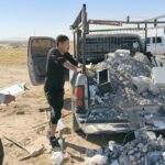 Sorprenden a “Cochino de la Semana” tirando escombro en la colonia Las Haciendas