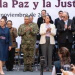 Claudia Sheinbaum presenta los 12 ejes del plan Michoacán por la paz y la justicia.