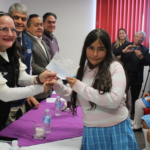 Entrega Gobierno del Estado 548 becas económicas a estudiantes de secundarias estatales en Cd. Juárez