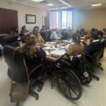 Planean elaborar pulseras para localizar a adultos mayores perdidos