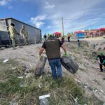 Limpian empleados de Ecología dique de la colonia Andrés Figueroa