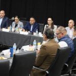 Presentan avances urbanos y económicos en reunión mensual del CCE