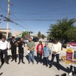 Entrega Presidente Pérez Cuéllar pavimentación de la calle Ejido Parritas