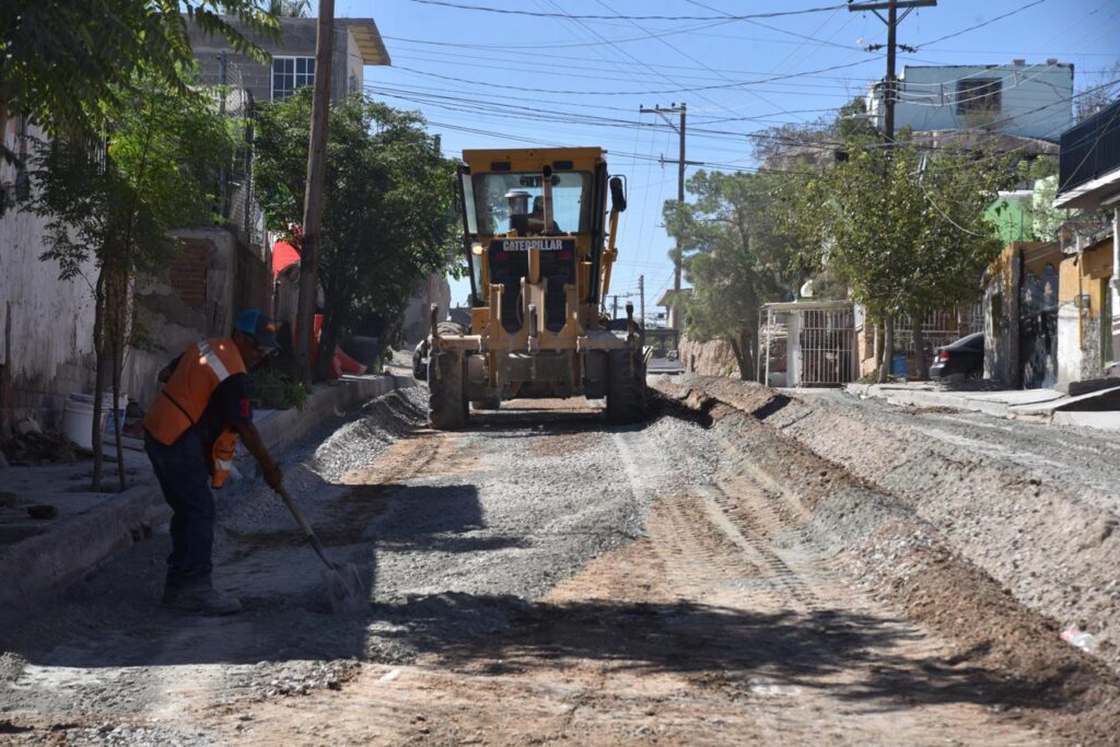 Repavimentación de calle Francisco R. Aldama