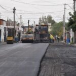 Trabaja Obras Públicas en la repavimentación de la calle Fotógrafos