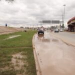 Informó Héctor Ortiz recuperación de circulación tras crecida del Río Bravo