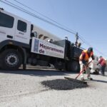 Refuerza Obras Públicas trabajos de bacheo en el suroriente de la ciudad