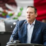 Carlos Olson propone reconocer a Pancho Barrio con letras doradas en el Congreso del Estado