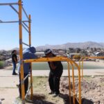 Instalan nuevas estaciones de calistenia en parques de la ciudad