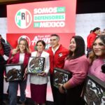 Anuncia PRI a sus defensores de México; la militancia priista es la militancia de México