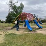 Fumigan contra la garrapata en El Chamizal