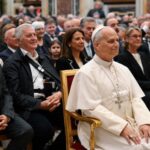 El Papa a los banqueros: «hagan de la caridad el criterio rector de sus decisiones».