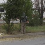 Interviene Parques y Jardines camellón central de la calle Yepómera