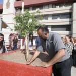 Arranca el alcalde programa “Adopta una jardinera” en la presidencia municipal