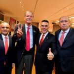 Recibe el PRI al expresidente Vicente Fox y refrenda su compromiso con la defensa de la democracia