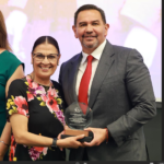 Felicita Cruz Pérez Cuéllar a ganadores del Premio Estatal de Periodismo 2026