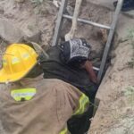 Rescatan a persona tras caer accidentalmente a la Acequia Madre en Altavista